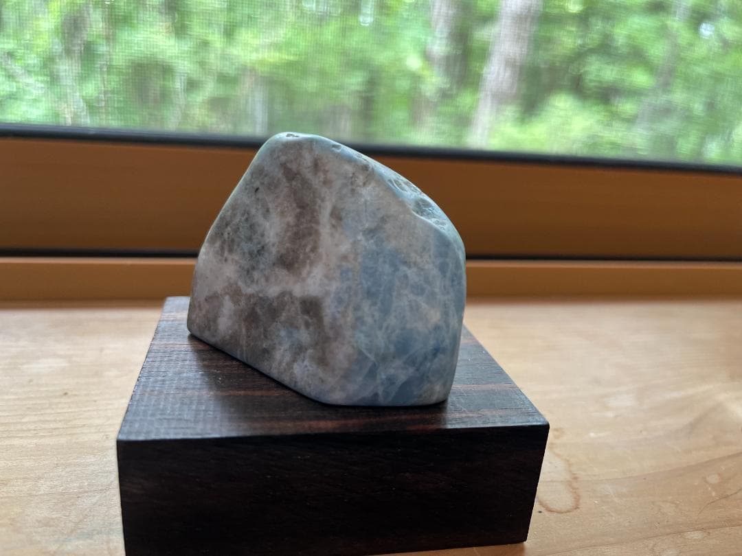 debnyan 糸魚川 翡翠 原石 入りコン沢