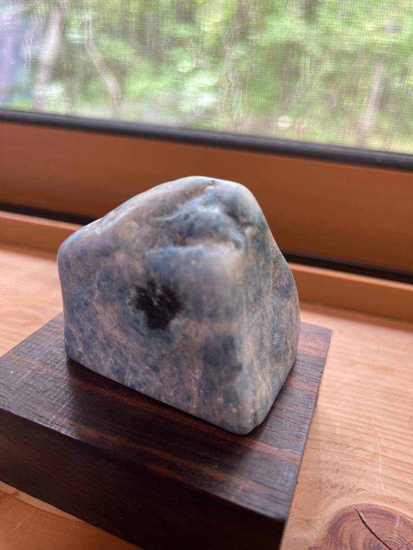 debnyan 糸魚川 翡翠 原石 入りコン沢