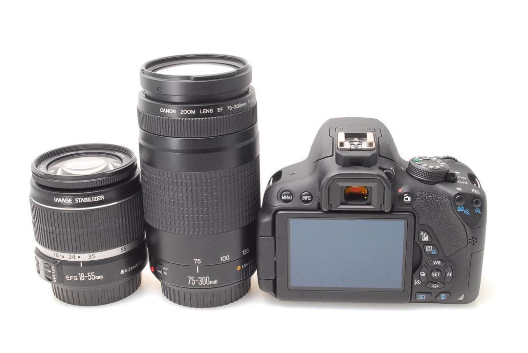 ✨オマケたくさん✨CANON KISS X7i✨ダブルレンズ✨入門モデル✨美品