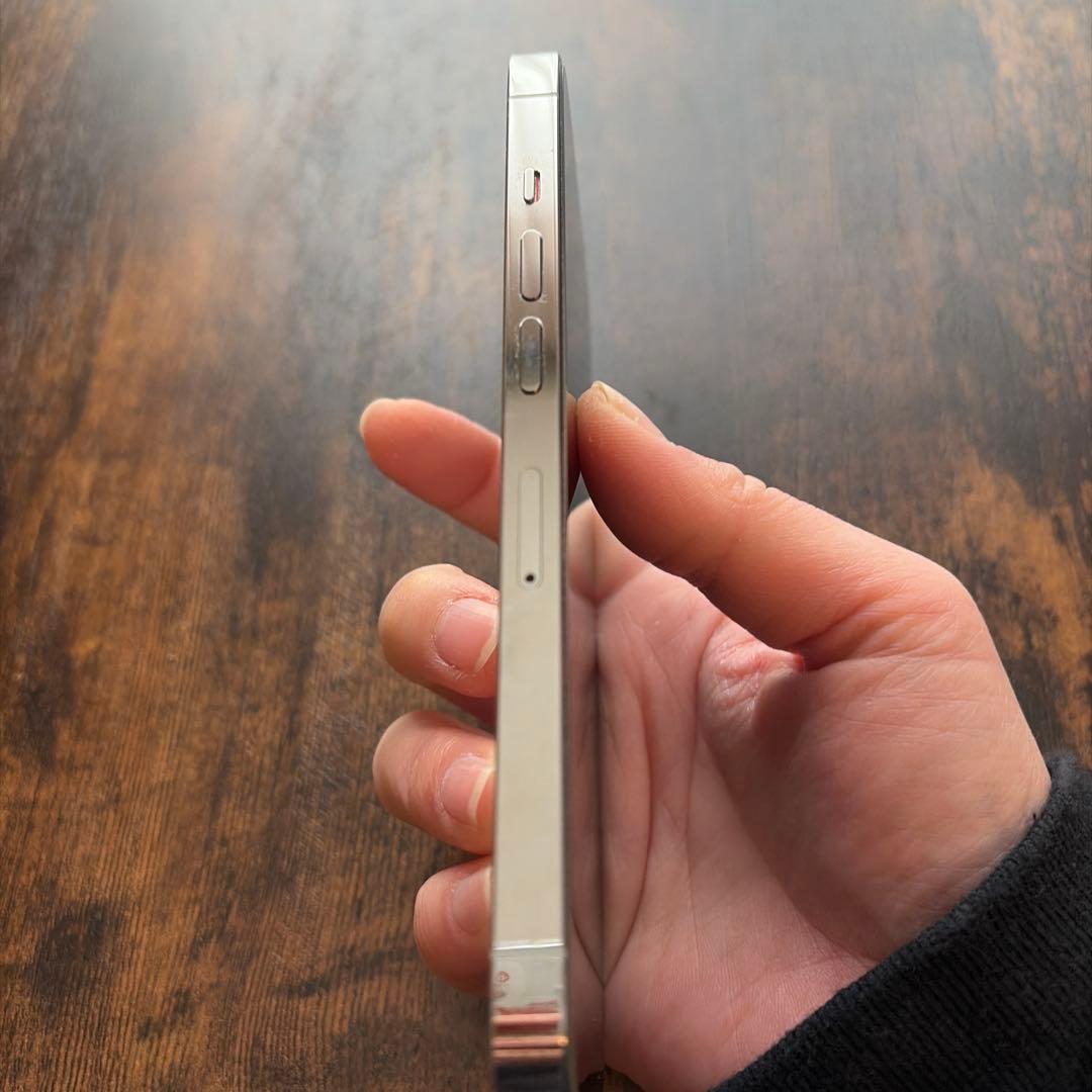 Apple iPhone13Pro シルバー 本体　128gb