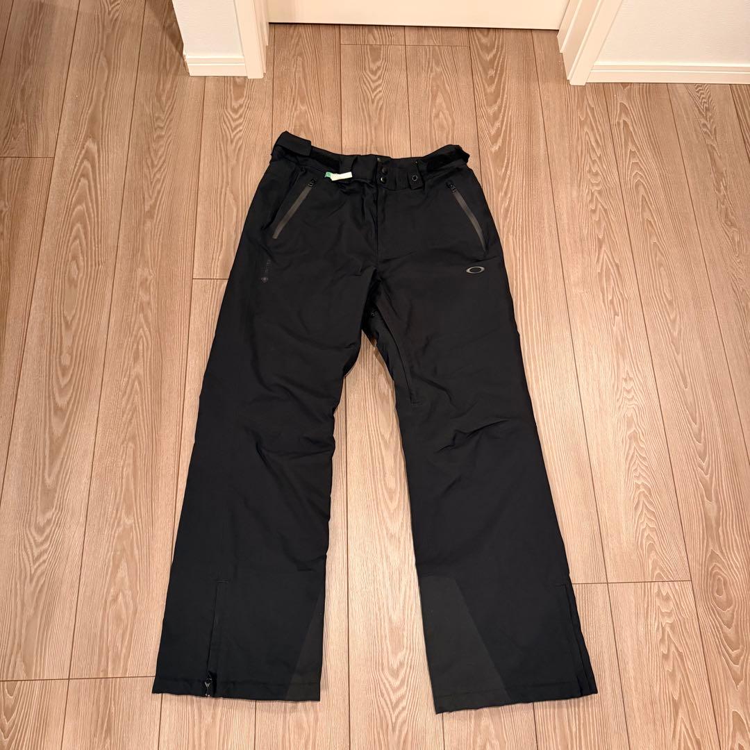 週末値下げ　OAKLEY スノーウェア ジャケットとパンツセット