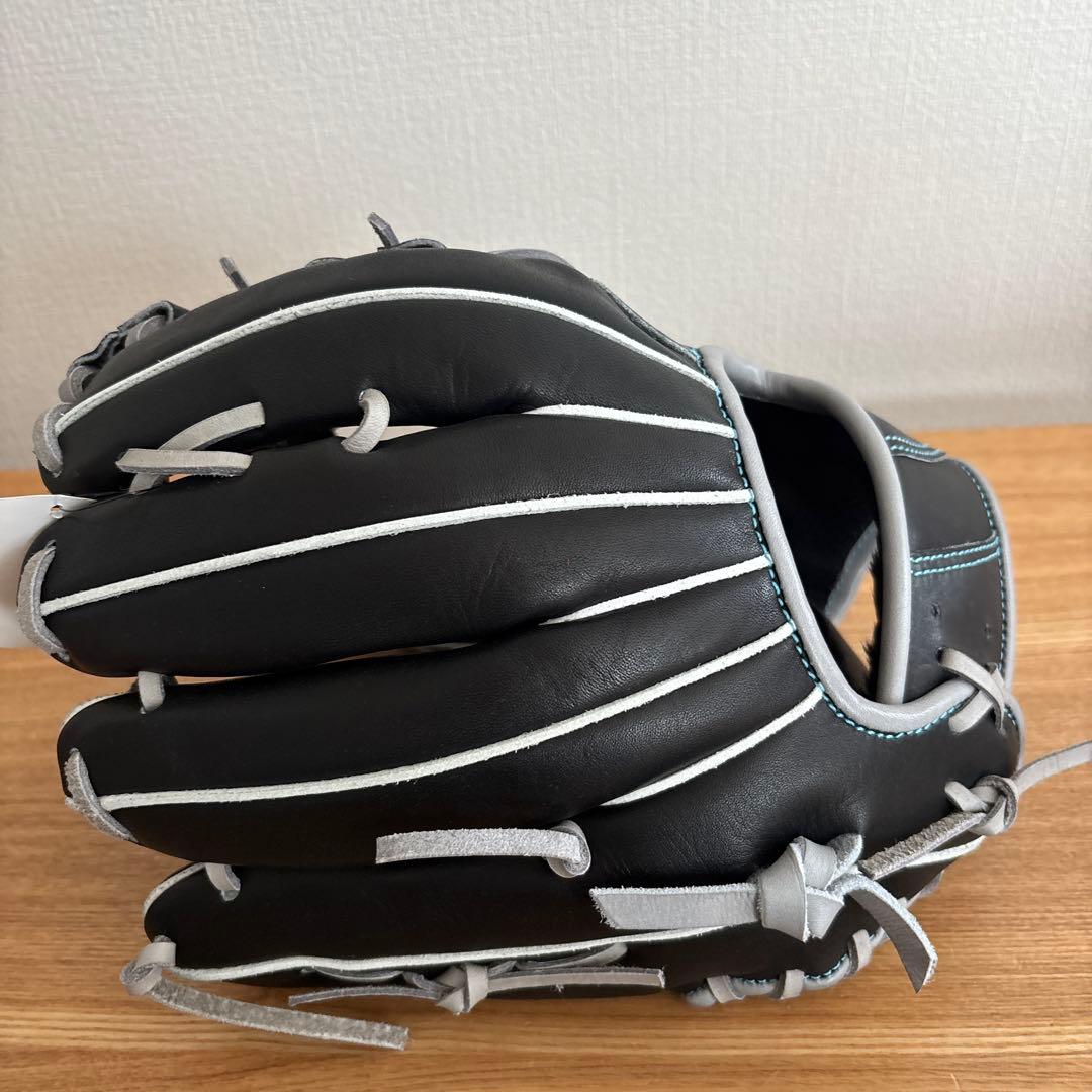 キ*ー様 アトムズ　ATOMS　軟式用グラブ　内野手　グローブ　定価38,500