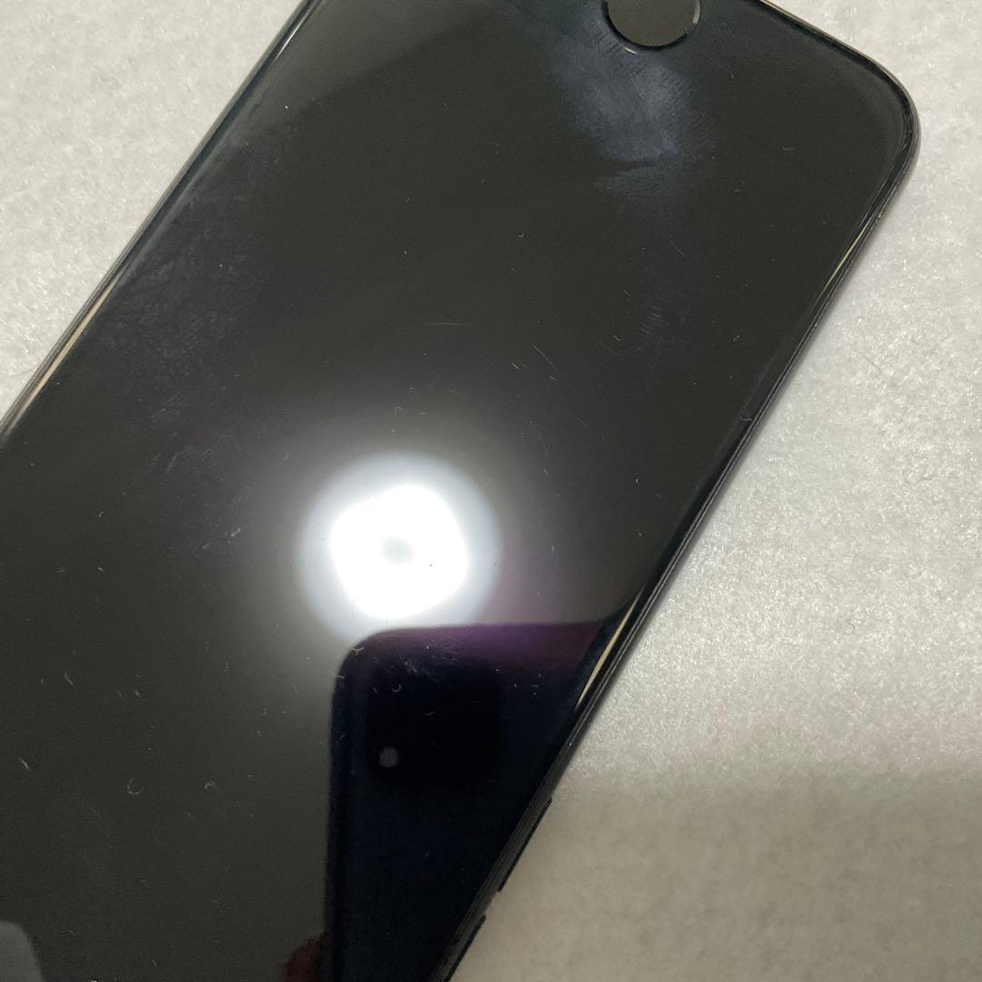 Apple iPhone SE Gen2 第2世代 ブラック