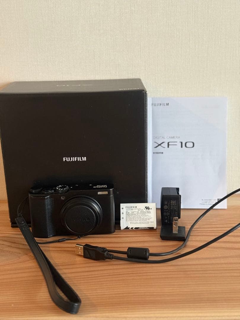 FUJIFILM XF10 ブラック
