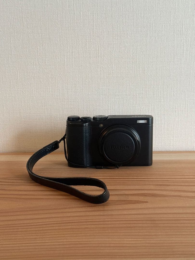 FUJIFILM XF10 ブラック