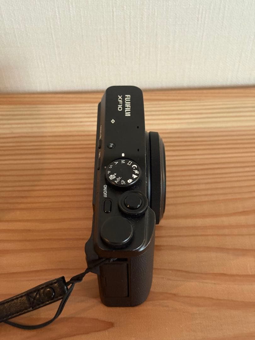 FUJIFILM XF10 ブラック