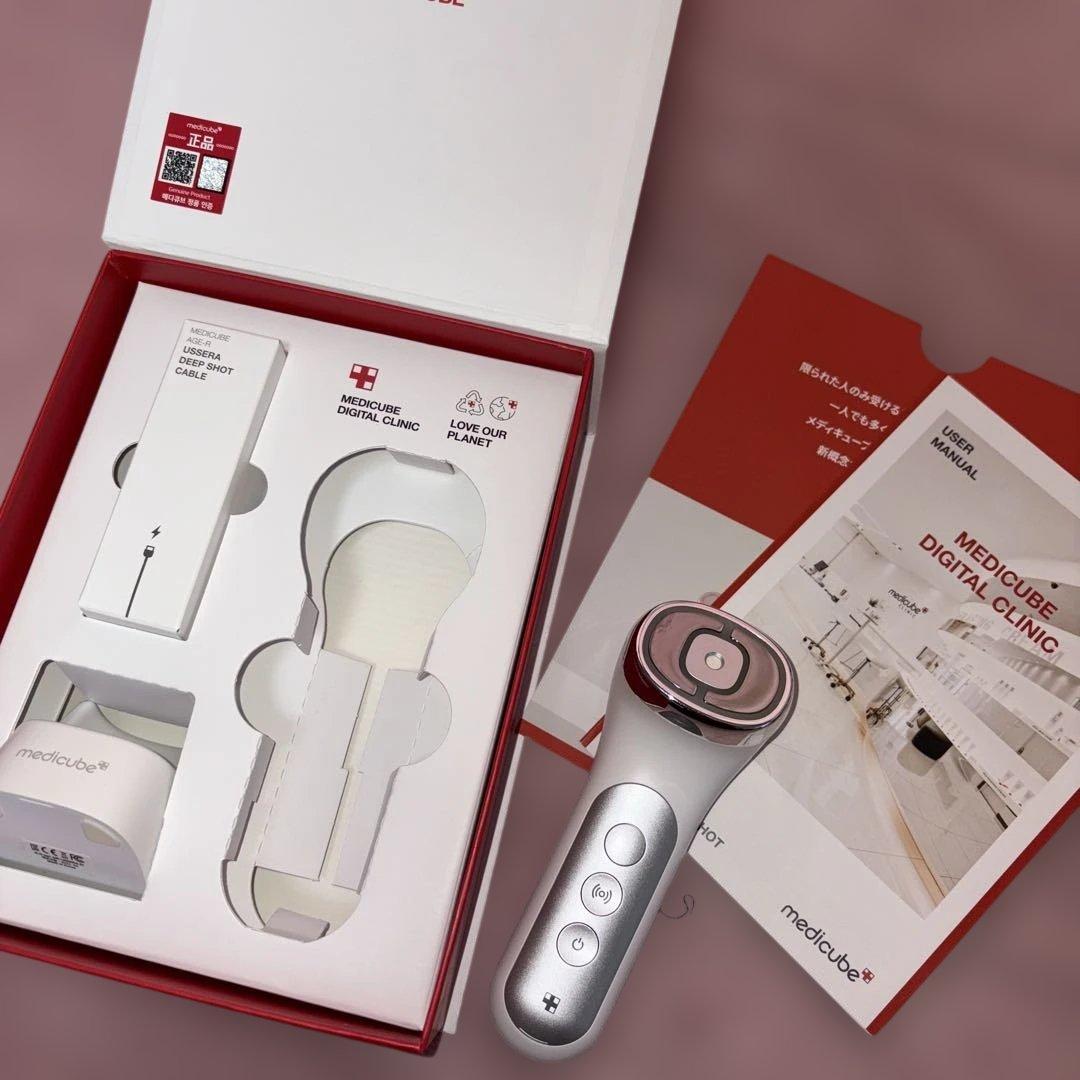 【総額12万円】メディキューブ 美顔器AGE-R MEDICUBE 4点セット