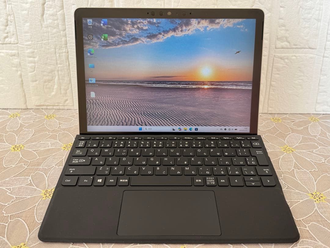 極美品 Surface Go2 キーボード 10.5型 タッチ液晶 タブレット