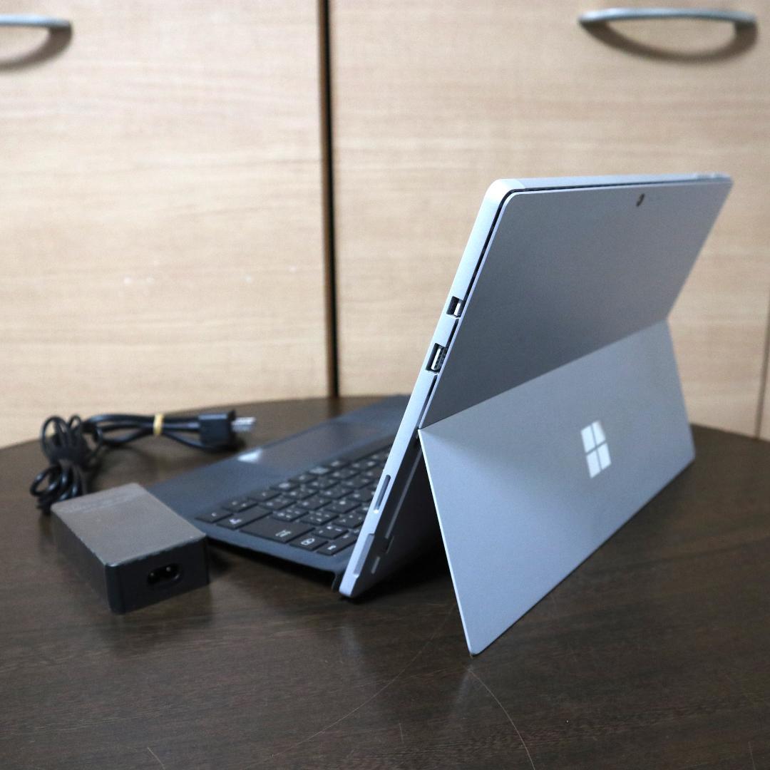 ★Surface Pro5（7Y30/4GB/128GB）AC + キーボード★