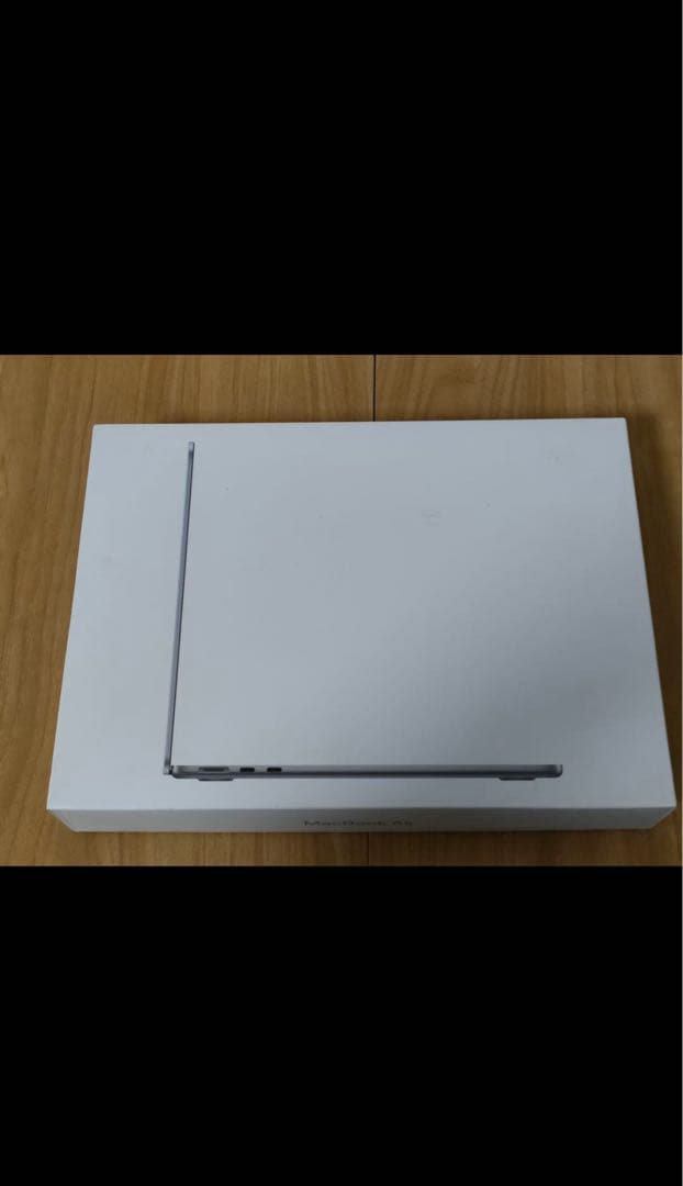MacBook Air 13.6インチ (M2, 2022)