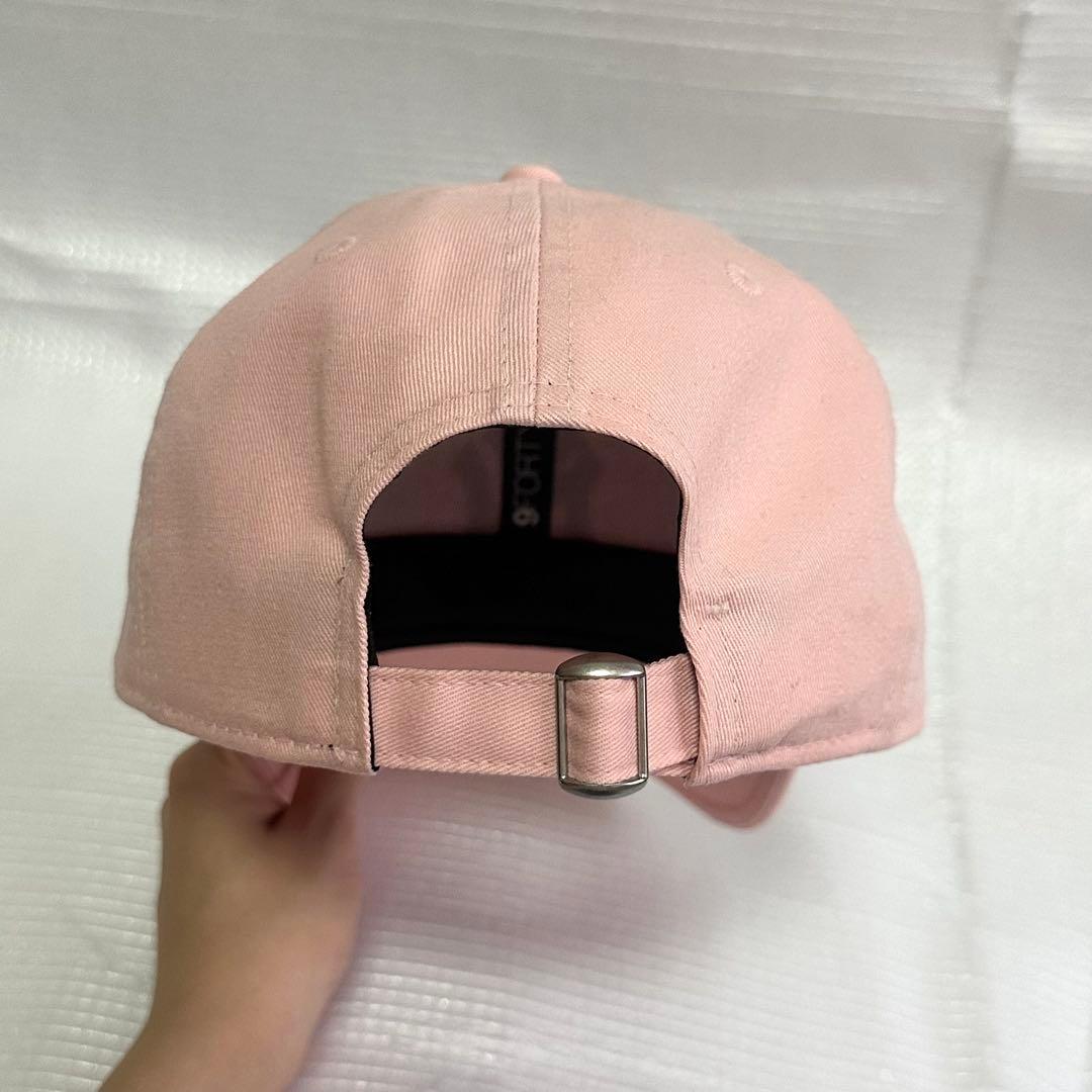 ニューエラ　ピンク 9FORTY ラインストーン