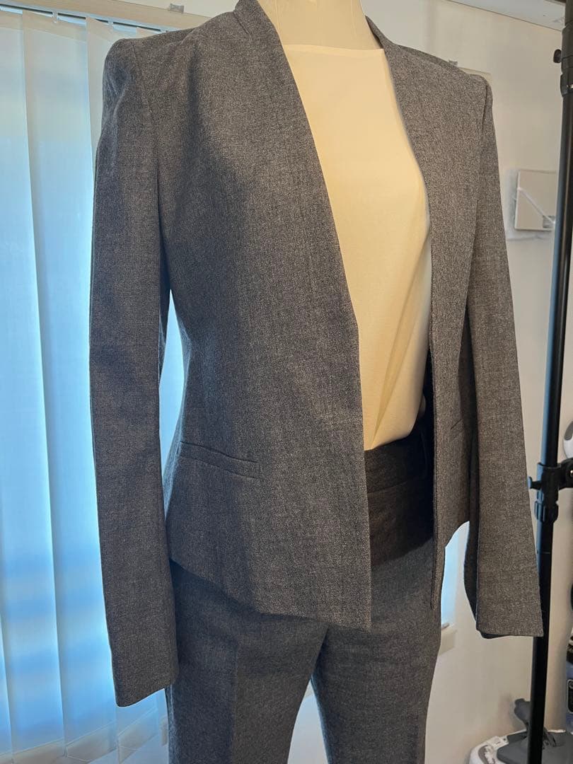 【美品】秋冬Theory セオリー ウール ノーカラーパンツスーツセット　グレー