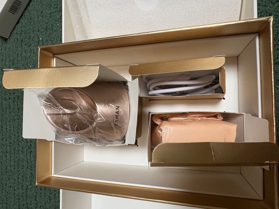 箱無しYAMAN 美顔器 フォトプラスシャイニー M18 シャンパンピンク