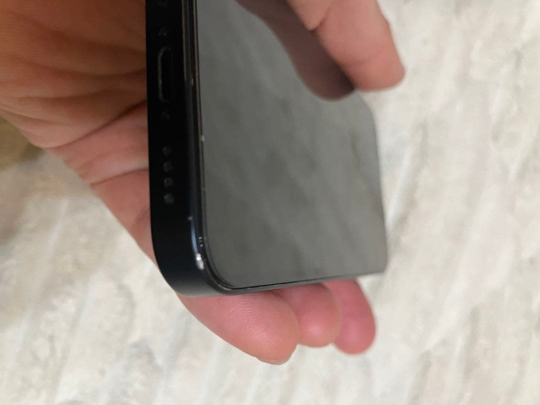 バッテリー100% iPhone13mini SIMフリー