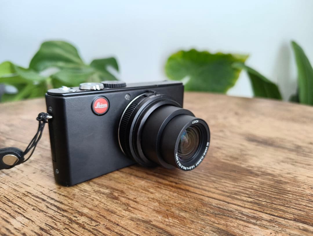 Leica D-LUX 3 コンパクトデジタルカメラ　レザーケース付き