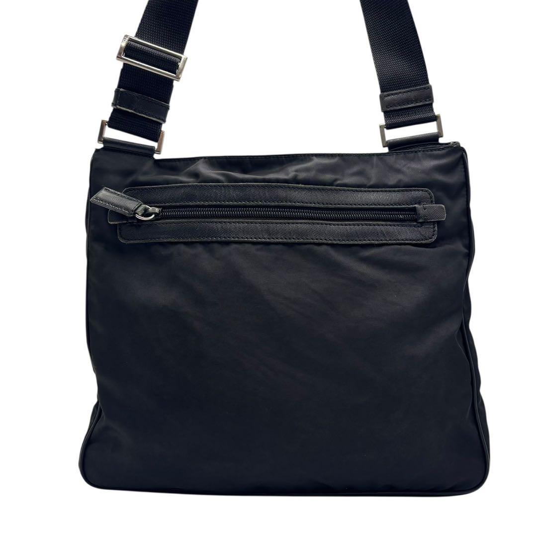 【極美品】PRADA プラダ ナイロン ショルダーバッグ ブラック ロゴプレート