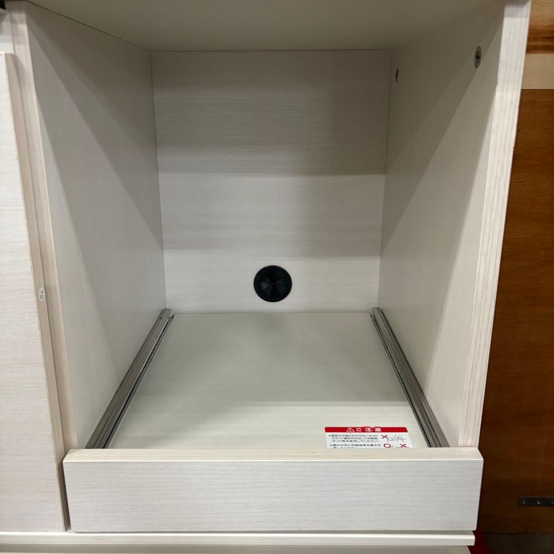 一都三県限定　配送設置無料　食器棚　キッチンキャビネット　IRIS OHYAMA