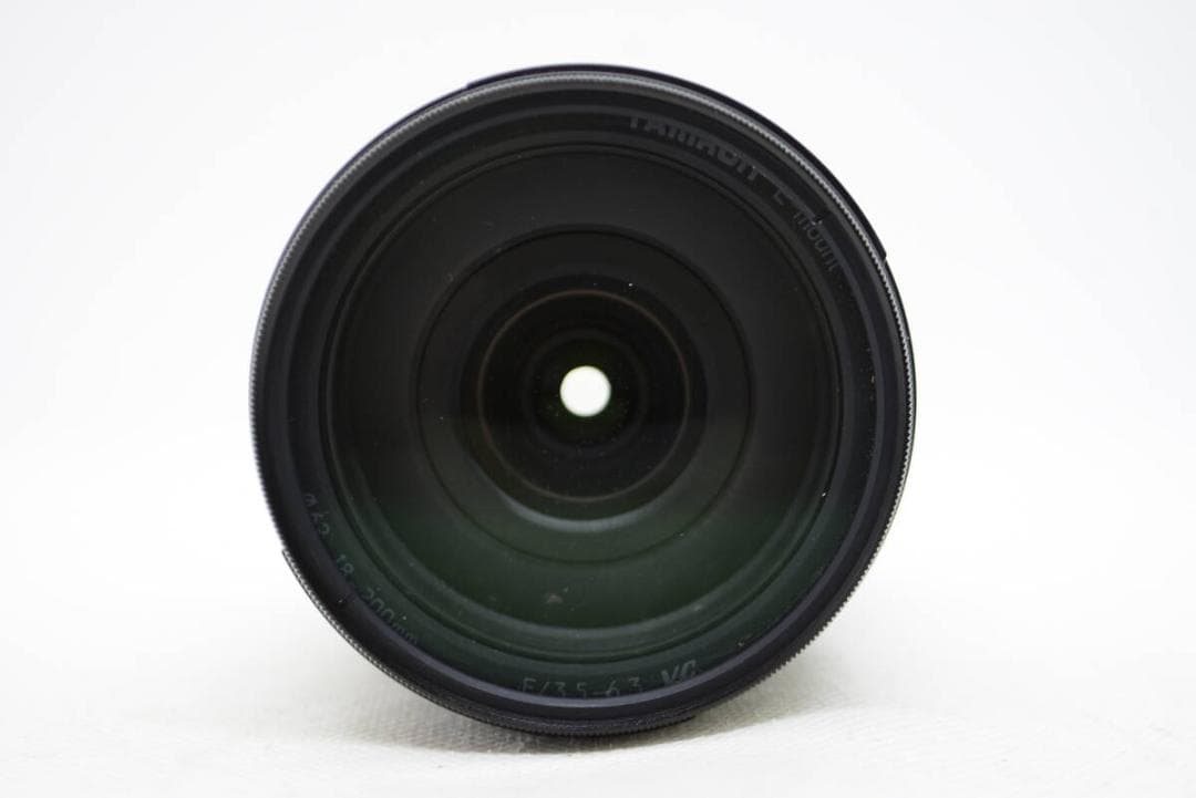 タムロン 18-200mm F3.5-6.3 Di III VC Eマウント
