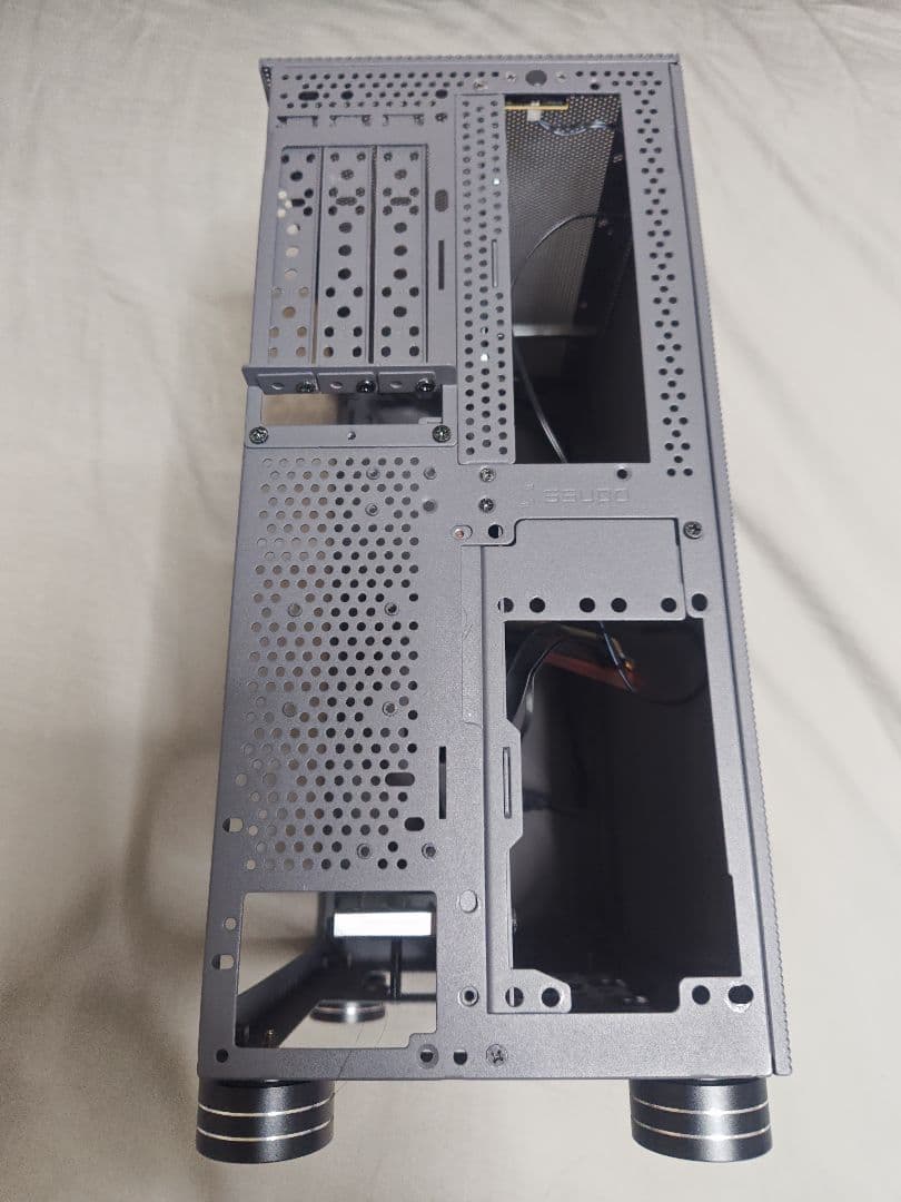 meshroom S グレー ケース