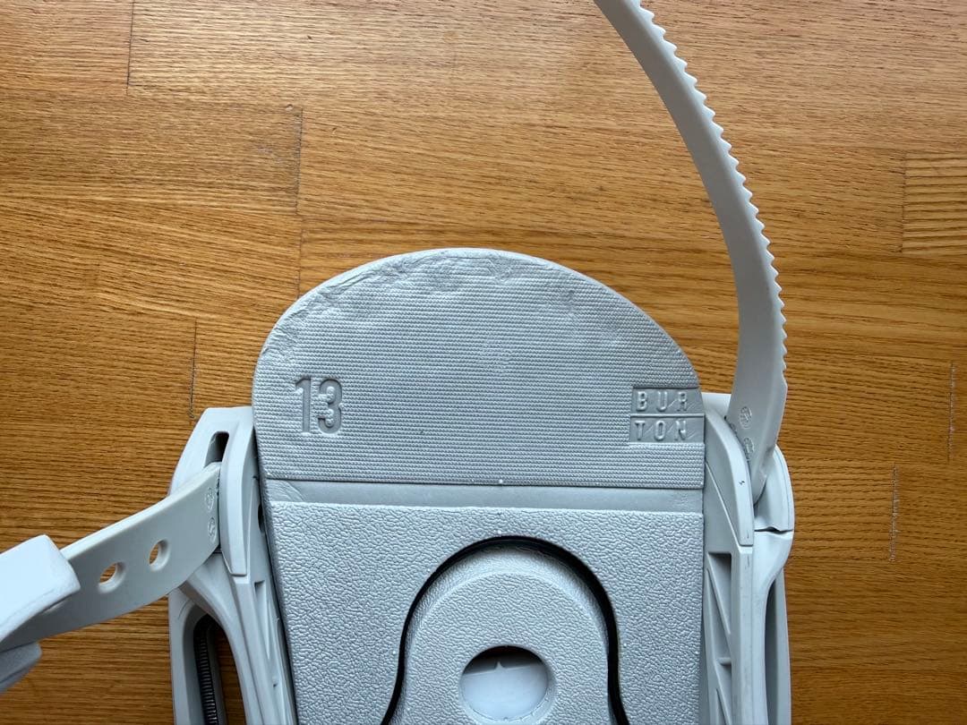 Burton カーテルEST ビンディング 〈sizeM〉