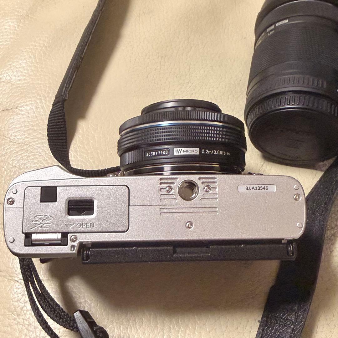 OLYMPUS PEN E-P7 Wズームレンズキット