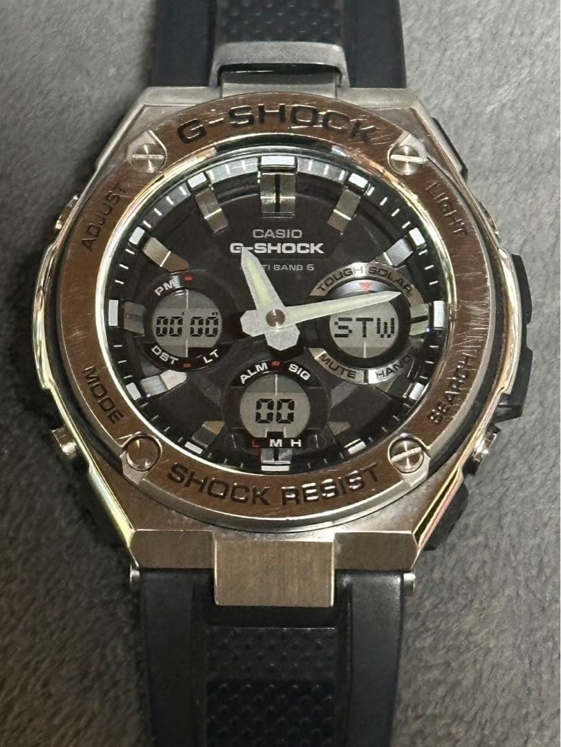 Gショック　時計