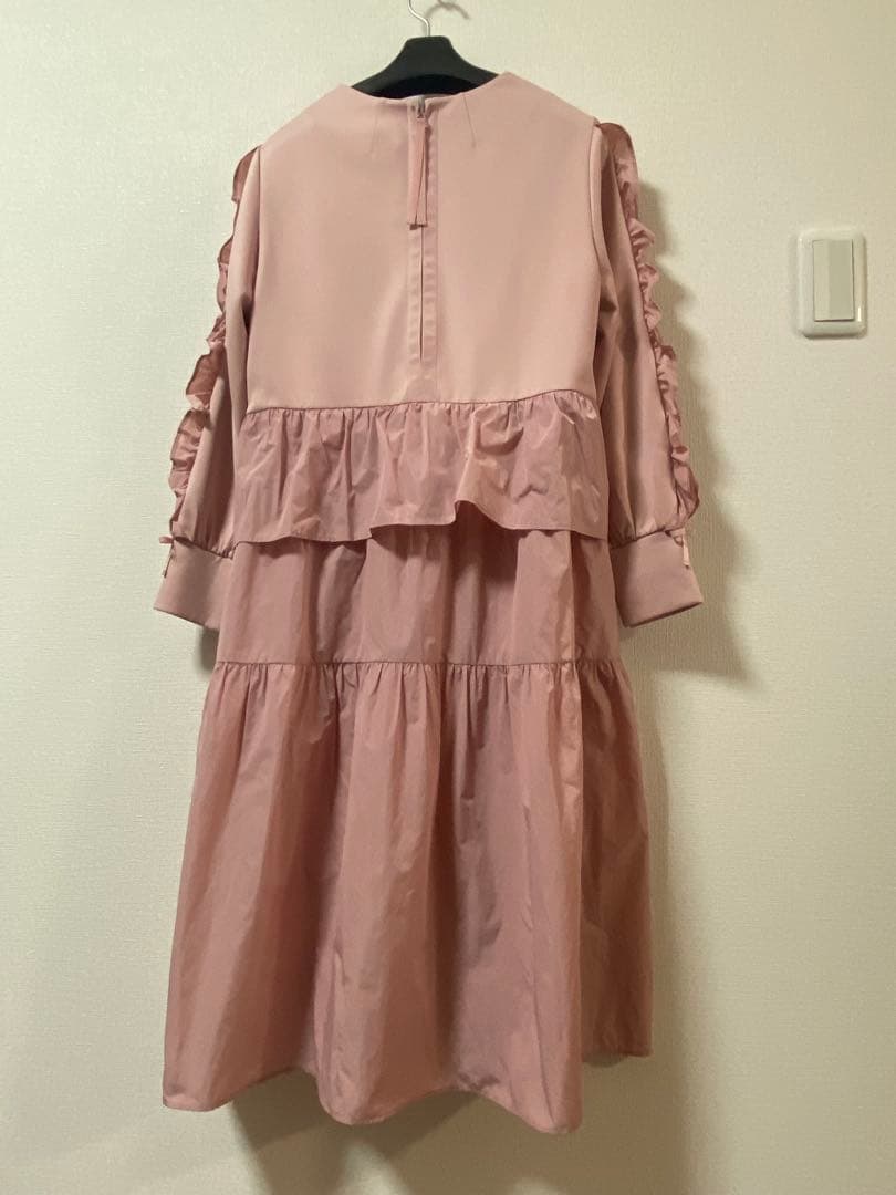 【新品札付き】★Super Beauty★ワンピース　42 L相当