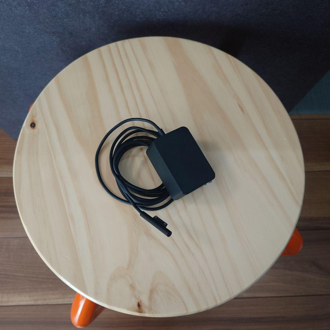 Surface Go第一世代64GB Wi-Fiモデル タイプカバー(中古品)