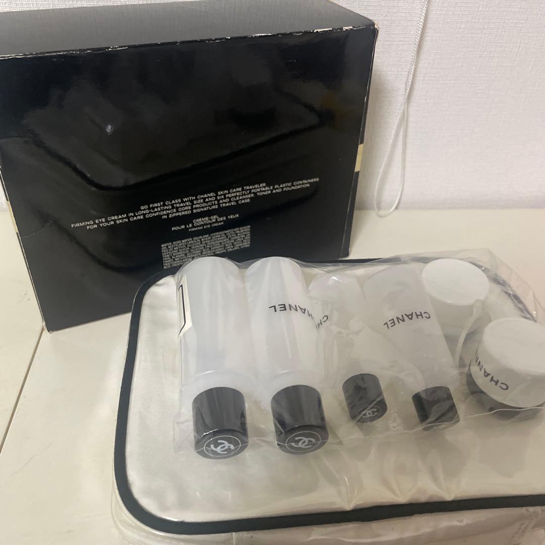 シャネル　トラベルセット　箱古い