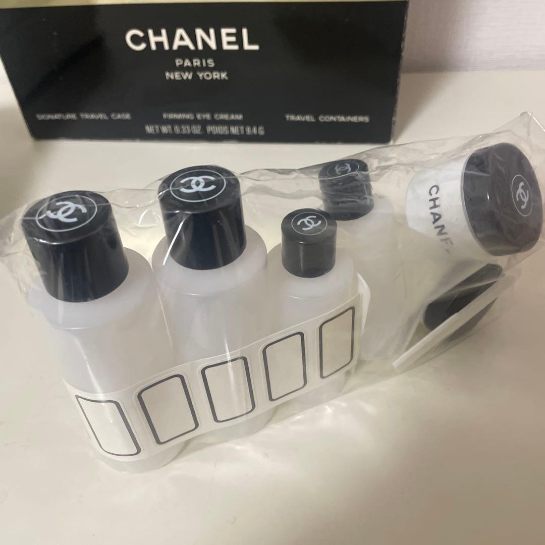 シャネル　トラベルセット　箱古い