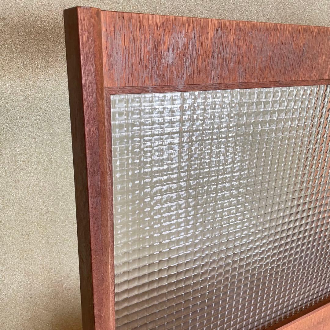 稀少　チェッカーガラス　木製フレームの間仕切り　ヴィンテージ　カフェ風インテリア