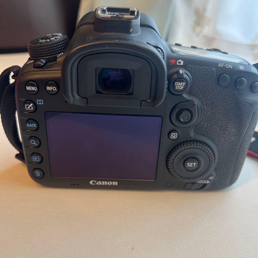 Canon EOS 7D Mark2 デジタル一眼レフカメラ [バッテリー欠品
