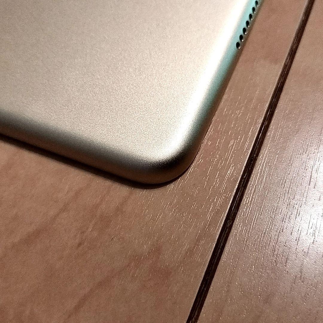 SIMフリー美品iPad mini4本体16GB