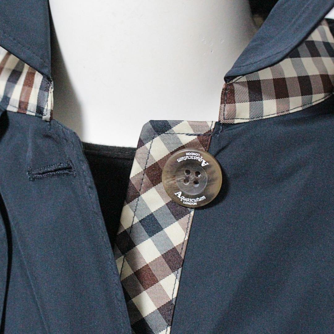 新品 アクアスキュータム 収納袋付 トレンチ レインコート レインウェア M 紺