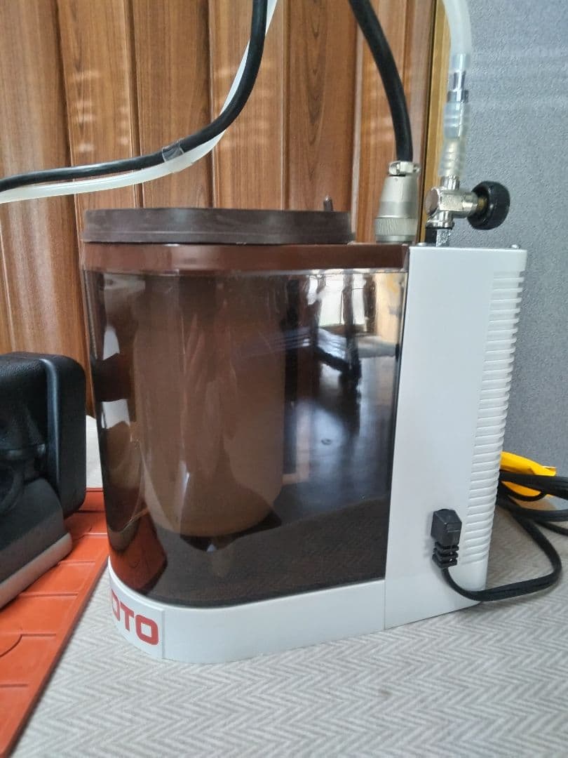 ナオモトスーパーポンプとHYS-410Pアイロンとバキューム付きアイロン台