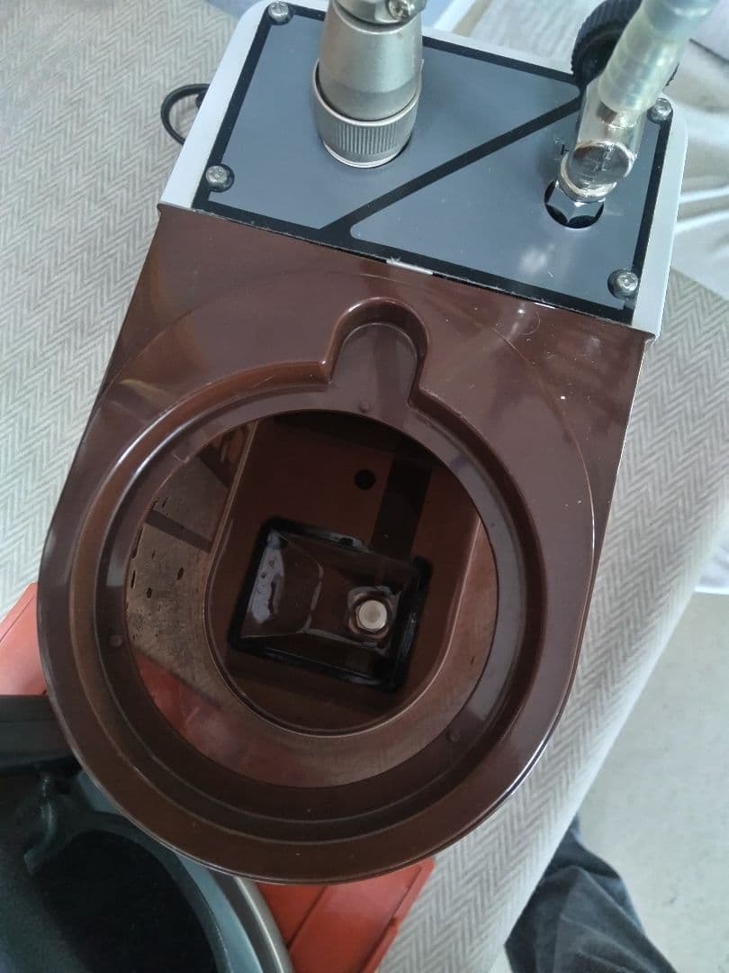 ナオモトスーパーポンプとHYS-410Pアイロンとバキューム付きアイロン台