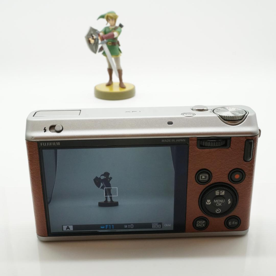 【美品】FUJIFILM XF1 ブラウン デジカメ 充電器 SDカードセット