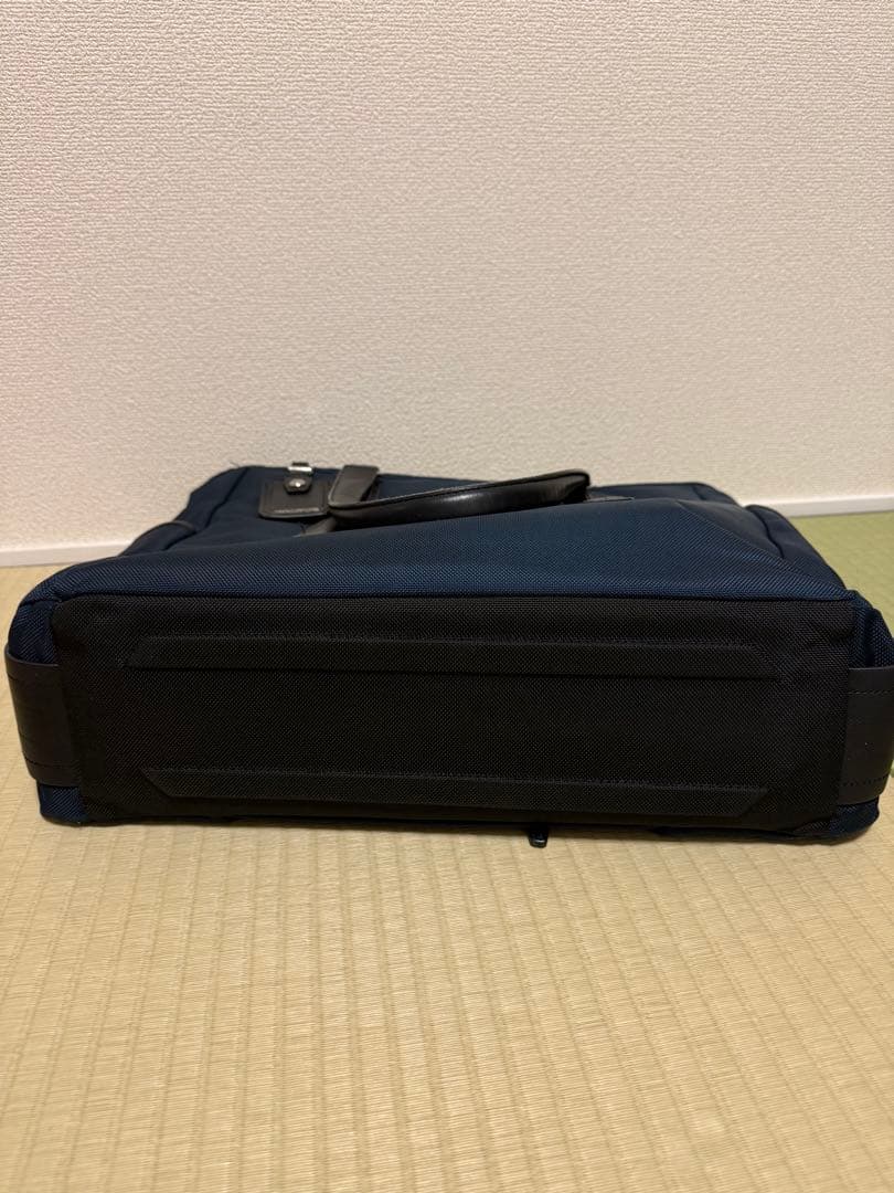 トゥミ　トートバック