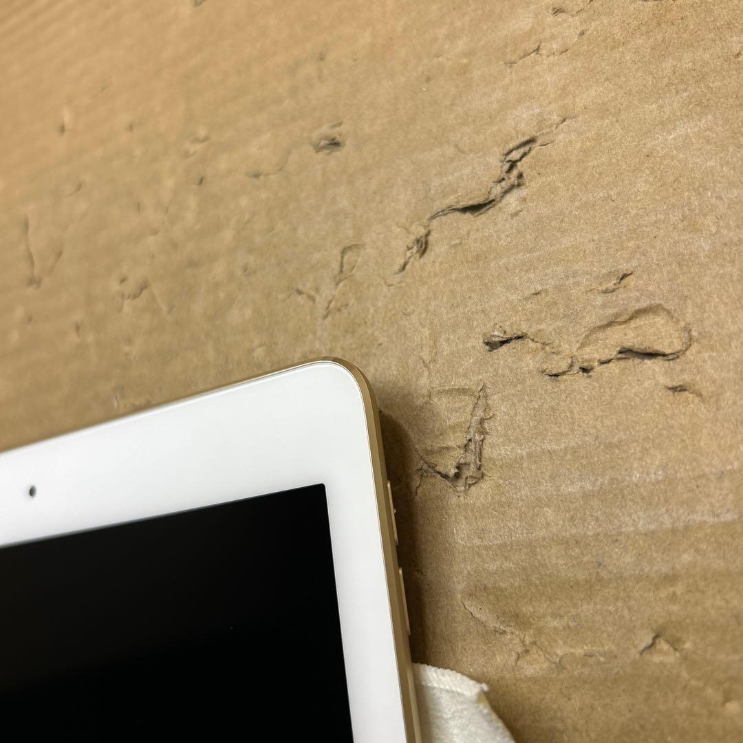 Apple iPad Air 2 Wi-Fi 64GB ゴールド