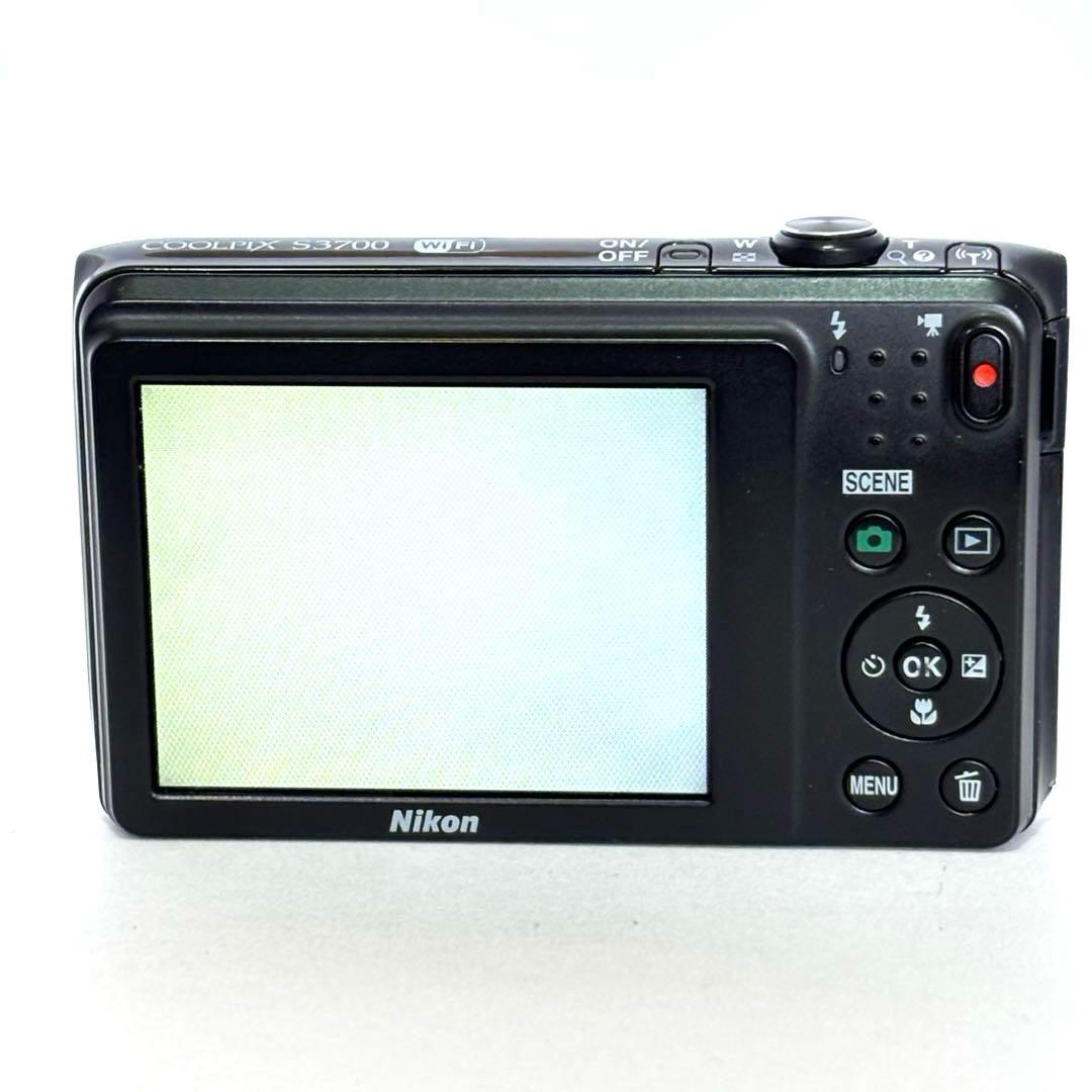【美品】Nikon coolpix S3700 ニコン　デジカメ　SDカード付