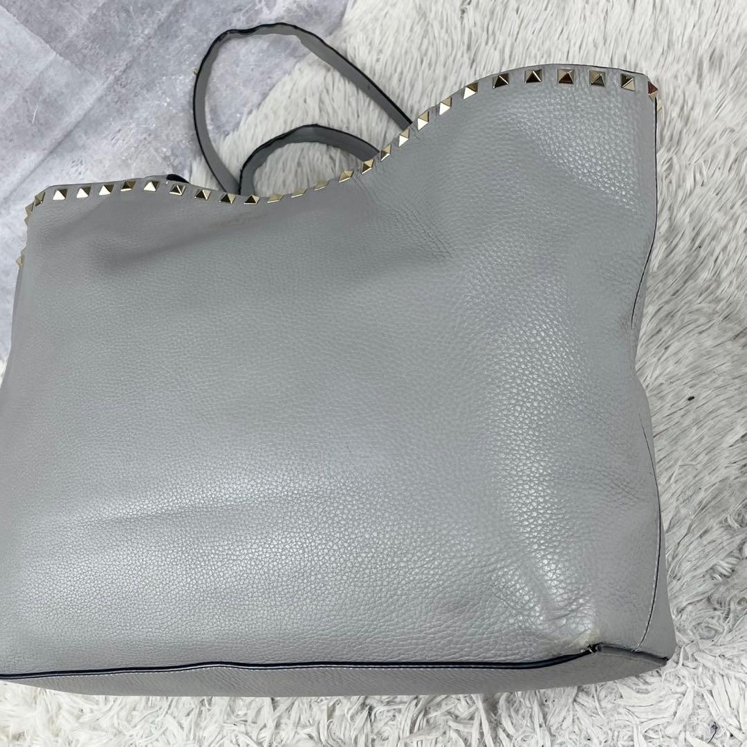 美品 ヴァレンティノガラヴァーニ レザー 2WAY ショルダーバッグ スタッズ