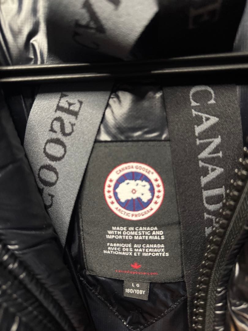 カナダグース　Crofton Puffer BLACK LABEL 2252MB