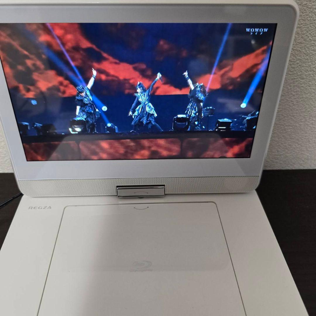 ヨシ本日限定値下げTOSHIBA REGZA レグザポータブルプレーヤー