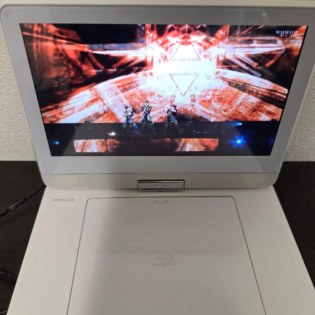 ヨシ本日限定値下げTOSHIBA REGZA レグザポータブルプレーヤー