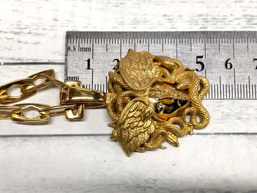 VERSACE ヴェルサーチ ゴールドネックレス　6851