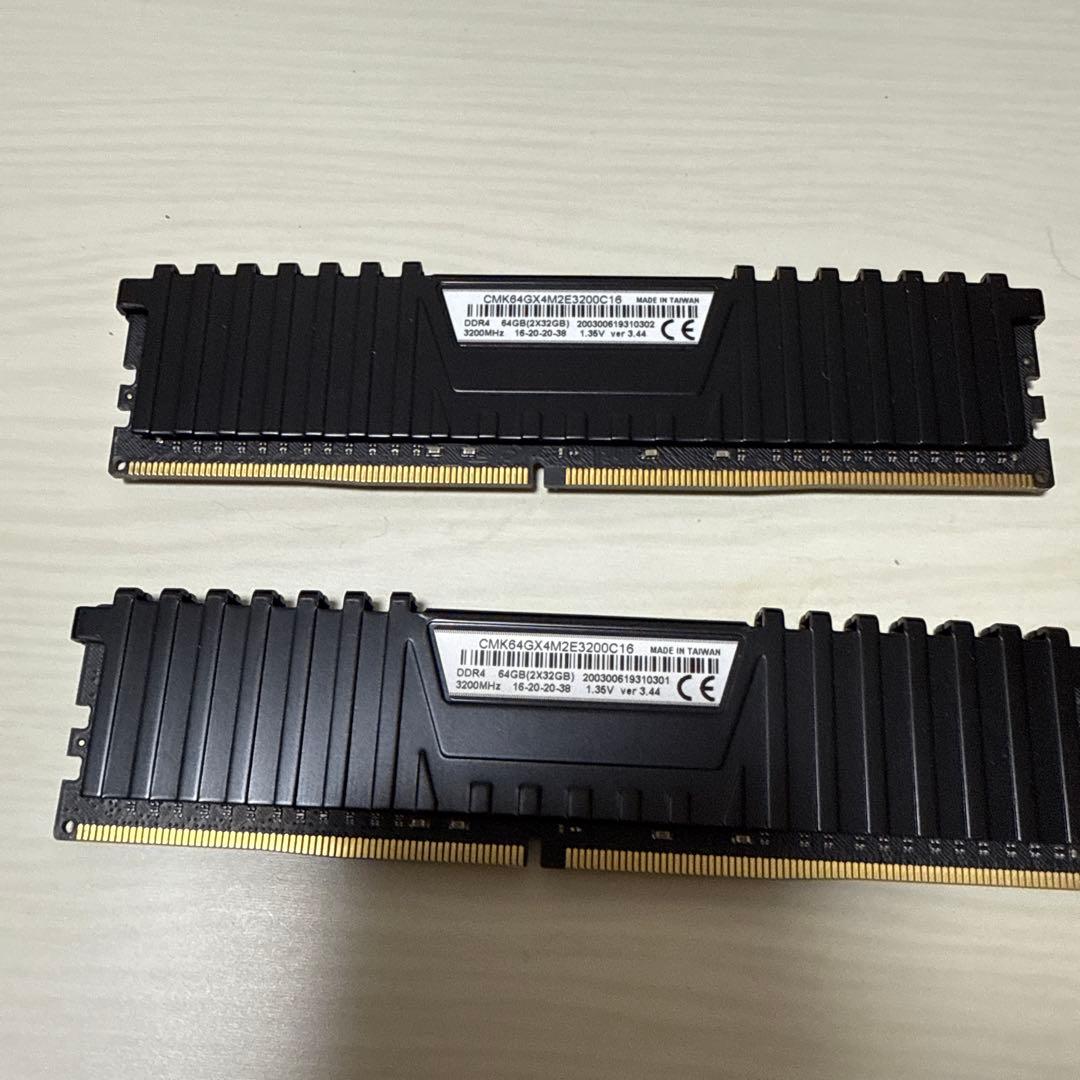 Vengeance LPX DDR4 メモリ 64GB (32GB x 2)