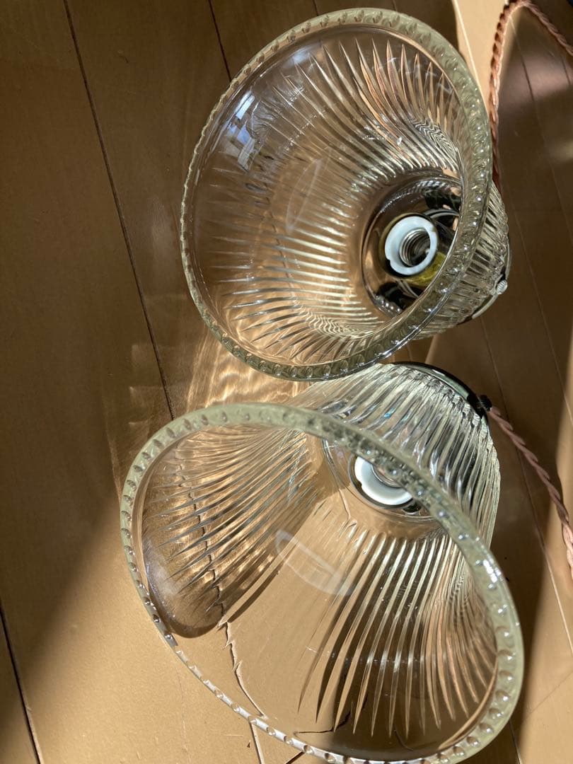 ぴょええええさま専用キャトルセゾン] クリアガラス ペンダントライト 2個セット