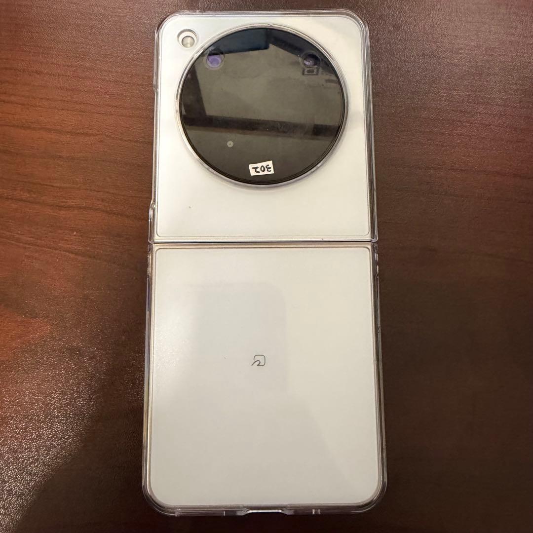 Libero Flip 折りたたみスマホ 本体 液晶不良 SIMフリー ケース付