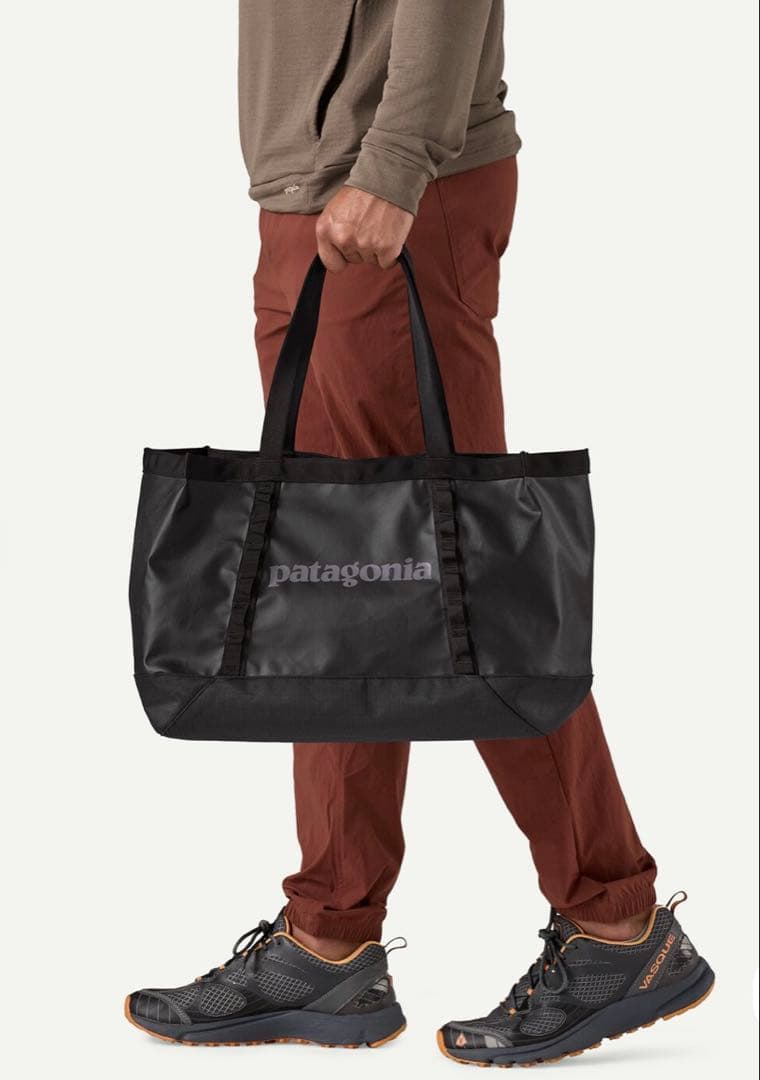 【新品/未使用/未開封】パタゴニア ブラックホール　トート25L 49032
