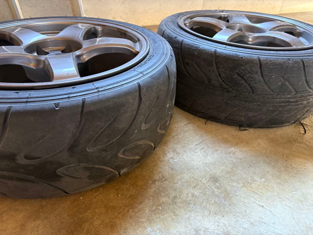 T*2様 エンケイ PF05(17インチ8J+38) 5h-100 ドリケツなど